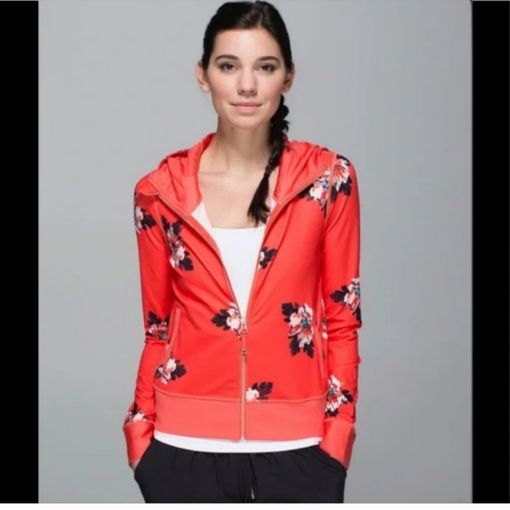 Lululemon Namaskar Hoodie Atomic Flower Parfait Butterfly Orange Size 4